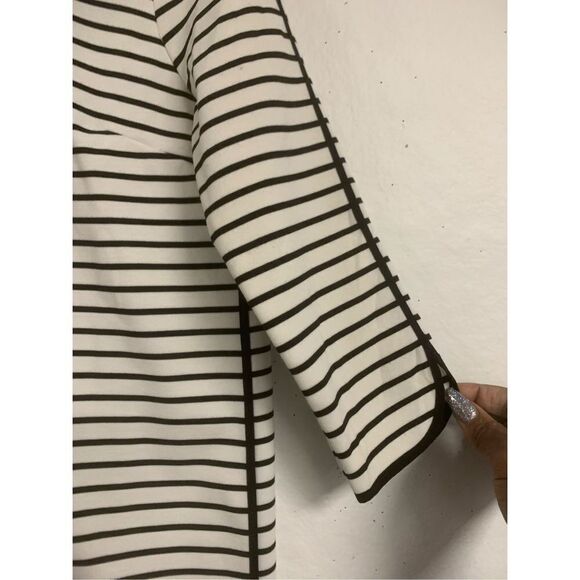 Striped Shift Dress - Picture 3 of 4